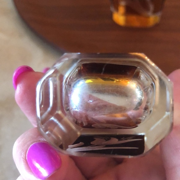 CUT CRYSTAL DECANTER SET W 6 SHOT GLASSES • CLEAR & AMBER COLORED • WOODEN TRAY - Picture 8 of 16